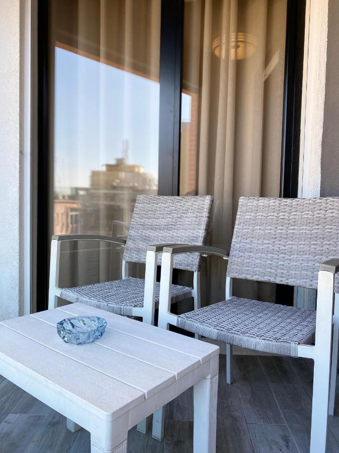 Nemis Apartments In The Centre Of Tirana Four Free Parking ภายนอก รูปภาพ