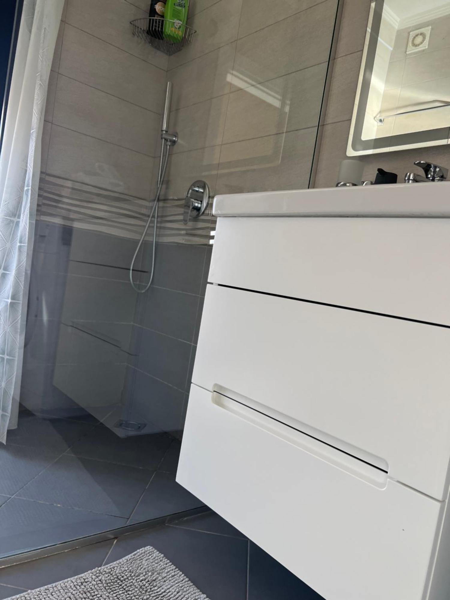 Nemis Apartments In The Centre Of Tirana Four Free Parking ภายนอก รูปภาพ